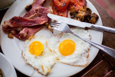 High Season Farm Luxury Self Catering Cottages offer fresh breakfast meal baskets with eggs, bacon, fresh produce and juice